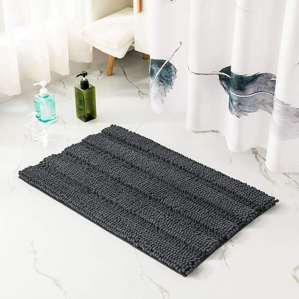 BOANKODU Bathroom Rugs Super Soft Chenille Bath Mat Absorbent Bathroom Rug, Bathroom Mat with Durable PVC Non-Slip Bottom, Machine Washable Bath Rugs (32X20 Inch, Champagne)